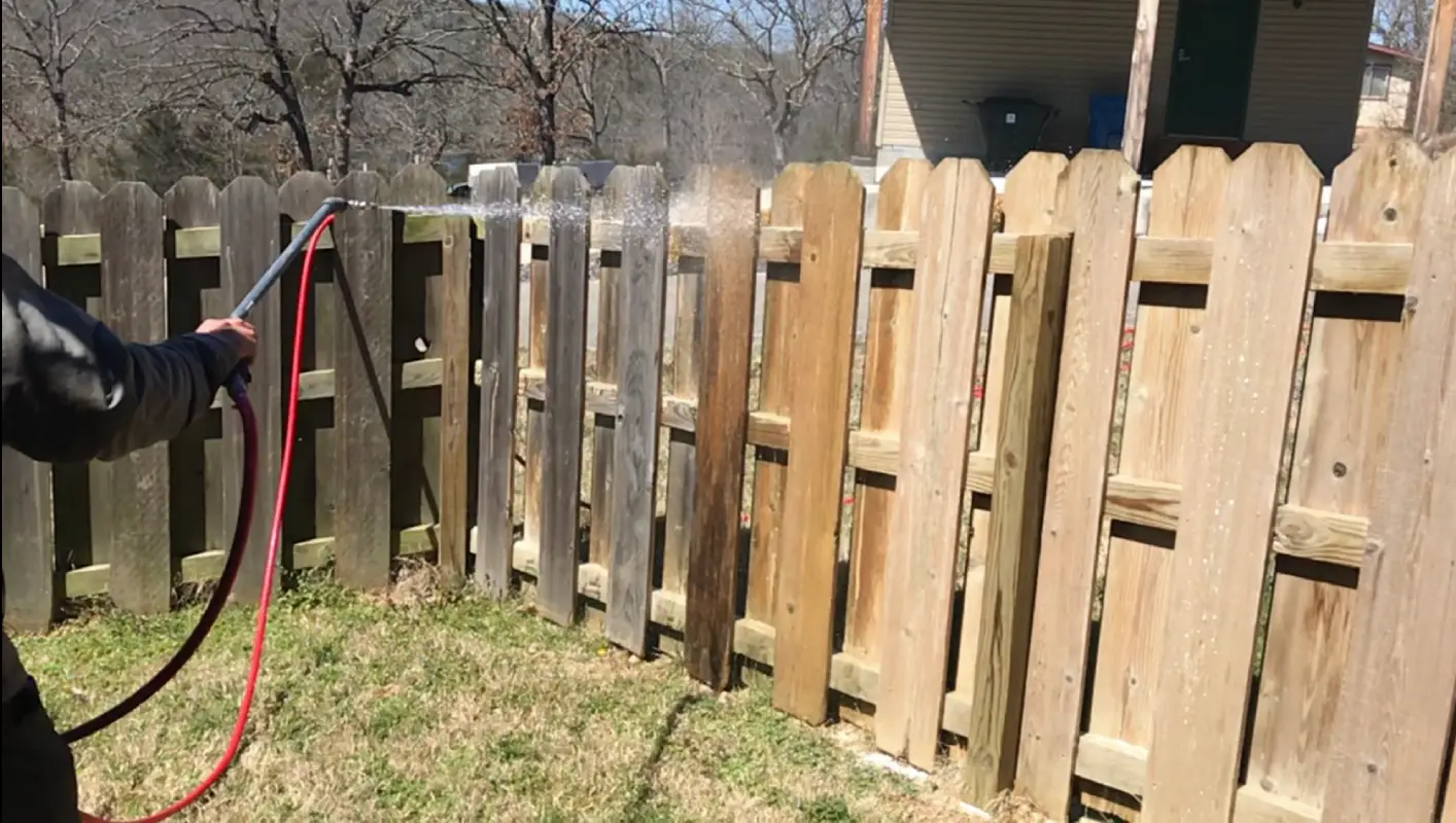 Fence Cleaning Springdale